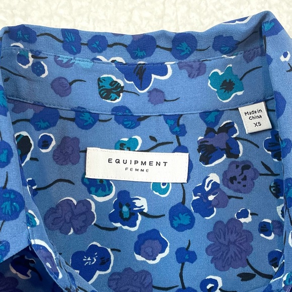 EQUIPMENT • Femme Rosalee Blue Floral Printed Long Sleeve Silk Mini Dress - Picture 12 of 16